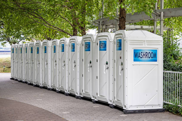 Best Porta potty delivery and setup  in Old Jamestown, MO